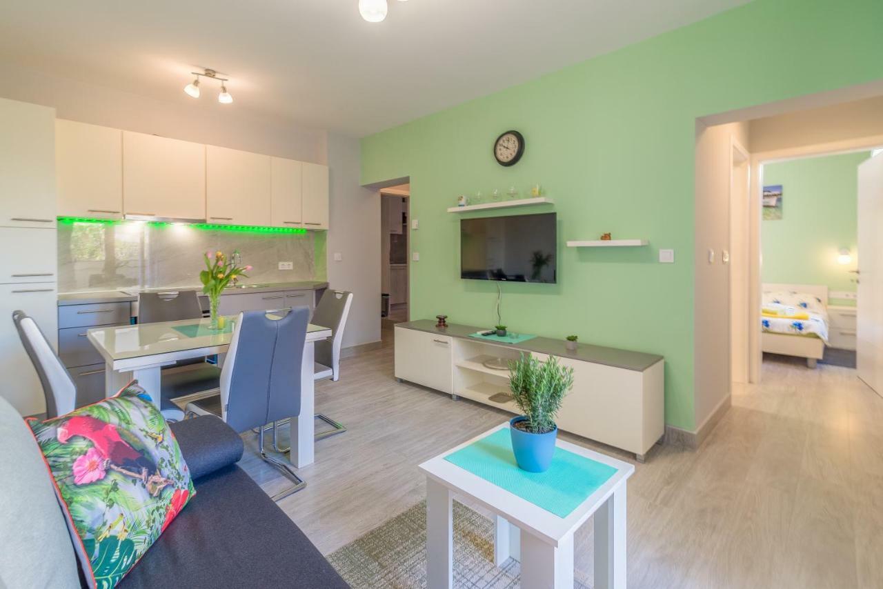 Ruzmarin - New Apartment Zadar Exterior photo